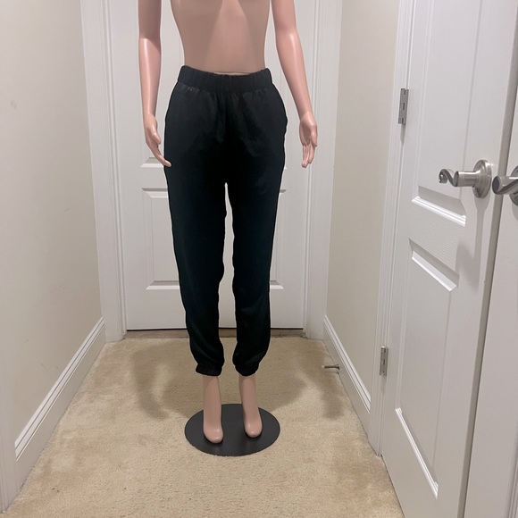 “Comfortable” Black Jogger Pants. Size L. Great Fit! Like New. - Picture 7 of 7